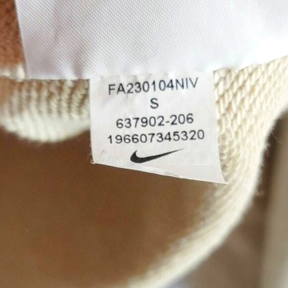 Nike Mens Club French Terry Crew Top Sweatshirt in Light Tan, sz Small - Picture 6 of 11